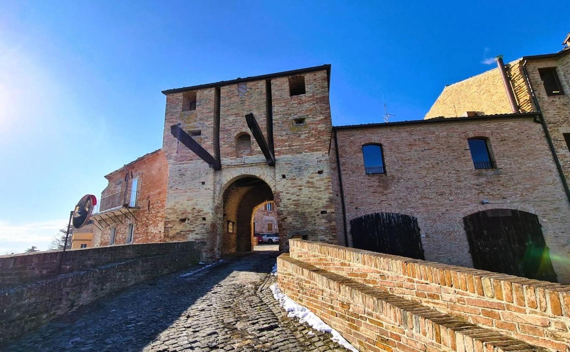 Borgo Calbianco - Private House With Pool & Airco Villa Cerreto Castello Eksteriør billede