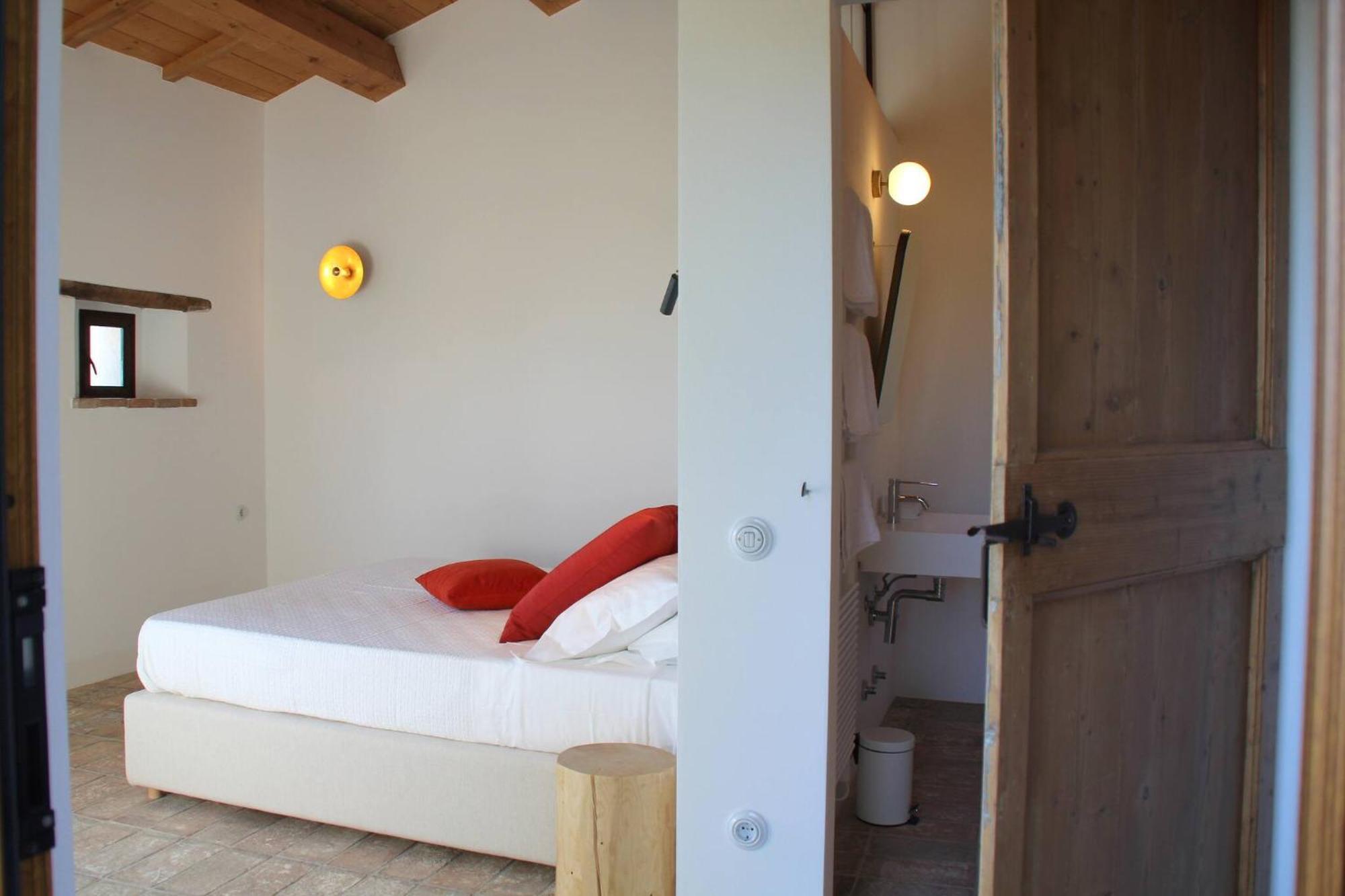 Borgo Calbianco - Private House With Pool & Airco Villa Cerreto Castello Eksteriør billede