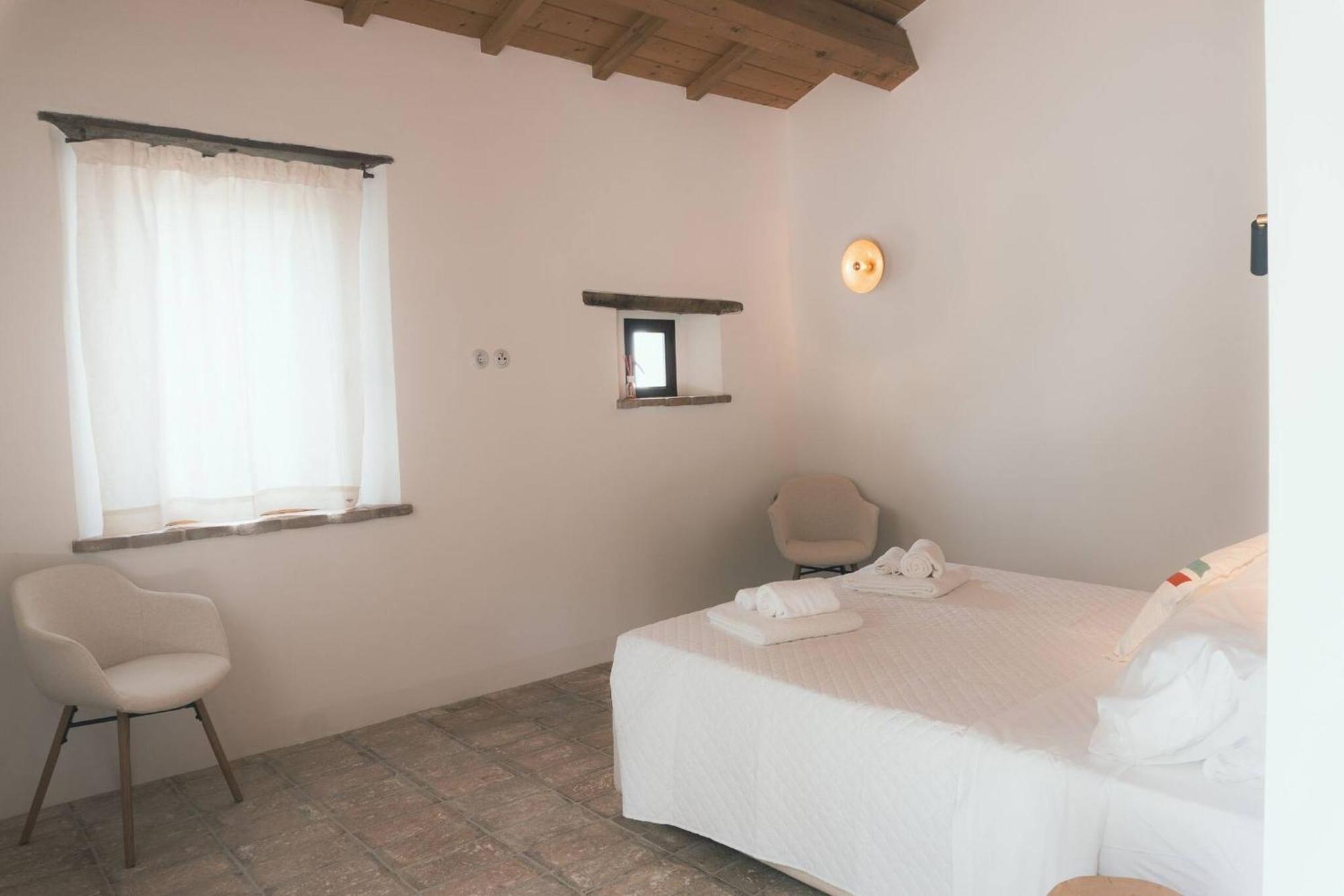 Borgo Calbianco - Private House With Pool & Airco Villa Cerreto Castello Eksteriør billede